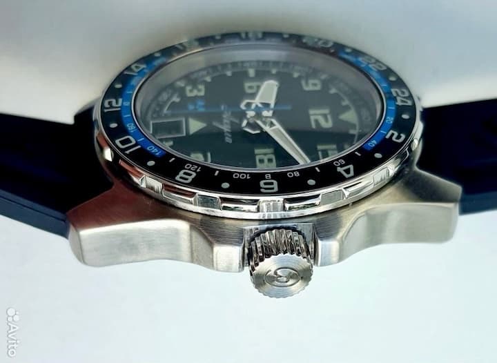 VOSTOK AMPHIBIA Submarine AKULA Sapphire (88039B) - 4