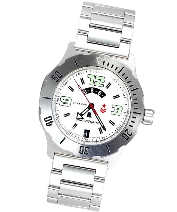 VOSTOK KOMANDIRSKIE zusätzl. 24-Std.-Anzeige und Day&Night-Index 2432 / 350606